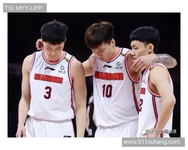 广东队迎来强援加盟28岁中锋与29岁后卫助力杜锋冲击冠军 广东队迎来强援加盟28岁中锋与29岁后卫助力杜锋冲击冠军